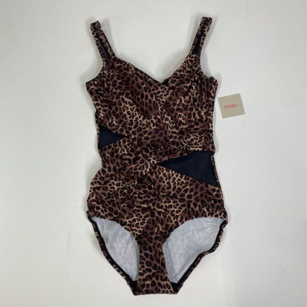Ruby Ribbon Leopard Print One Piece Swimsuit Size‎ 6
